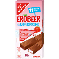 Gut and Gunstig Milk Chocolate with Stawberry Yogurt Filling (11-Pack) 200g